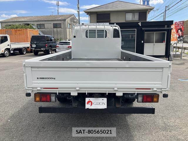 Isuzu ELF TRUCK 2013-11 8010833-7