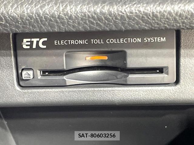 Nissan ELGRAND 2017-09 8006733-4
