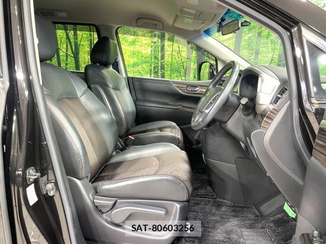 Nissan ELGRAND 2017-09 8006733-7