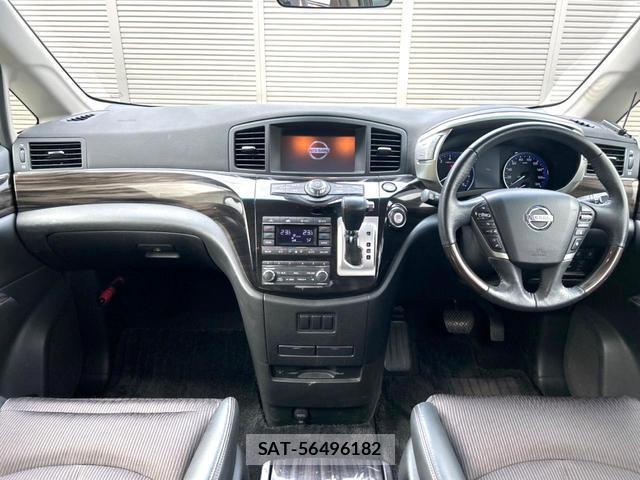 Nissan ELGRAND 2019-07 8007694-1