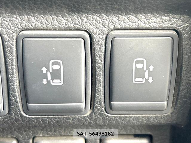 Nissan ELGRAND 2019-07 8007694-5