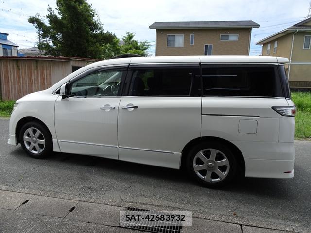 Nissan ELGRAND 2013-02 8009481-11