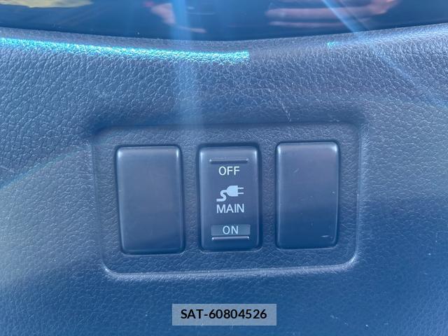 Nissan ELGRAND 2014 8010664-14