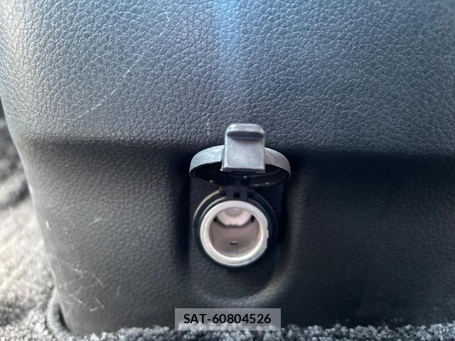 Nissan ELGRAND 2014 8010664-16