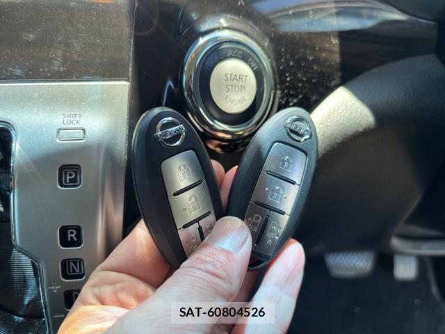 Nissan ELGRAND 2014 8010664-8