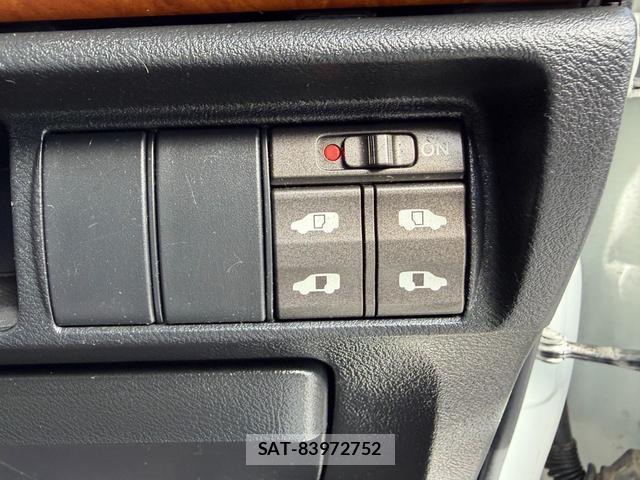 Honda ELYSION 2007-11 8004148-6