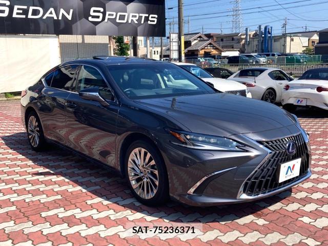 Lexus ES 2022-02 8005100-13