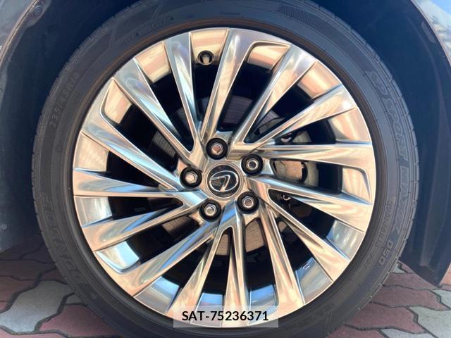 Lexus ES 2022-02 8005100-17