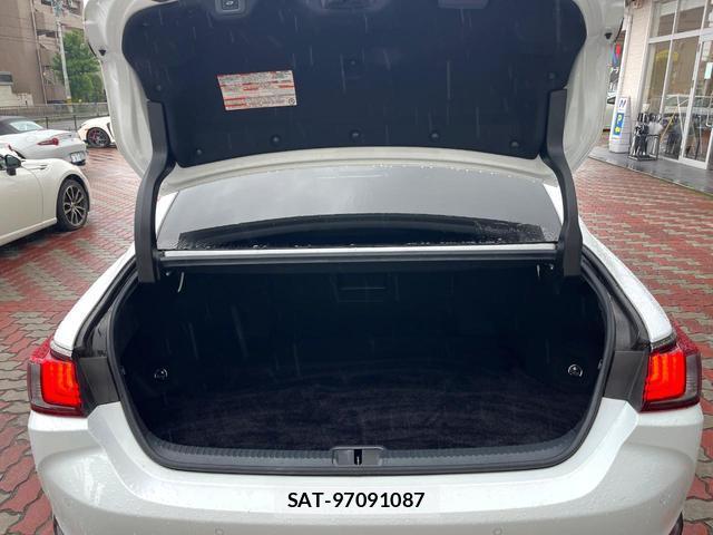Lexus ES 2020-01 8005101-9