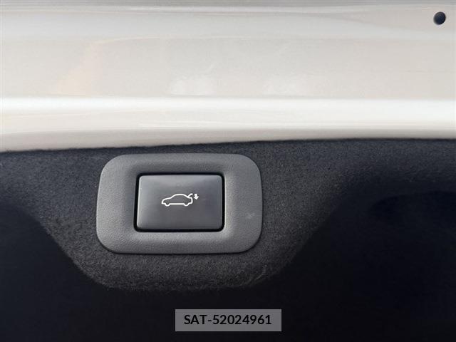 Lexus ES 2019-01 8010869-11