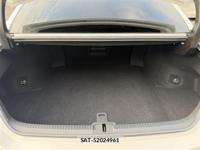 Lexus ES 2019-01 8010869-9