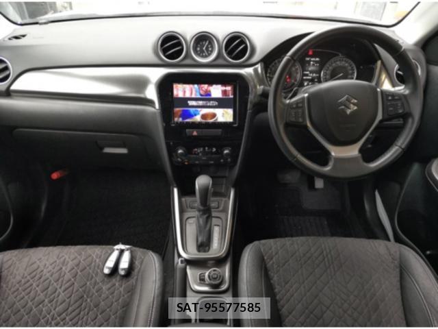 Suzuki ESCUDO 2021-09 8008307-2