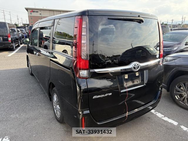 Toyota ESQUIRE 2016-07 8003383-4