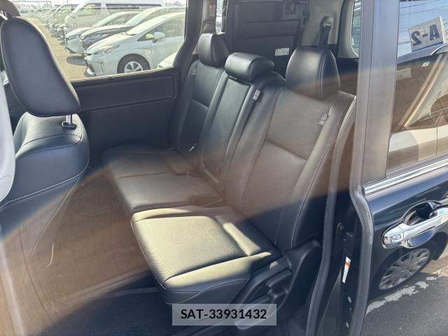 Toyota ESQUIRE 2016-07 8003383-9