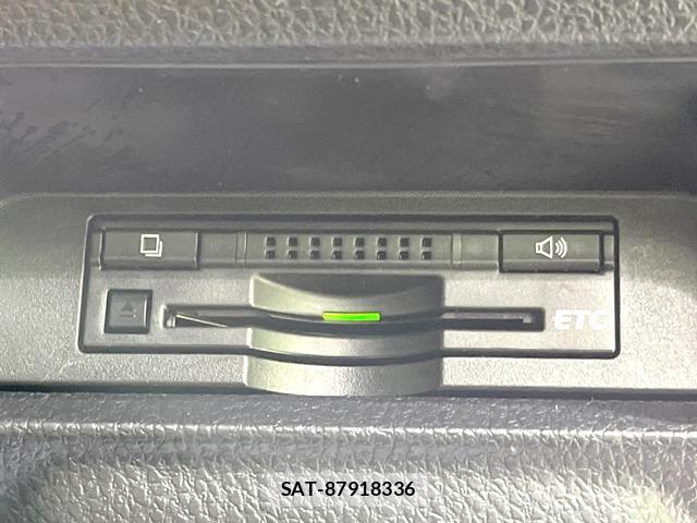 Toyota ESQUIRE 2016-03 8005005-7