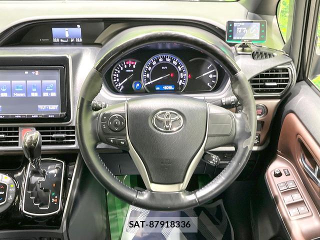 Toyota ESQUIRE 2016-03 8005005-8