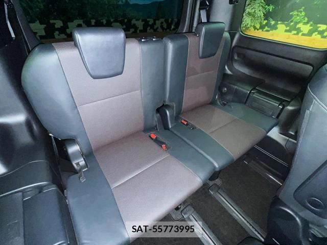 Toyota ESQUIRE 2018-03 8005214-10