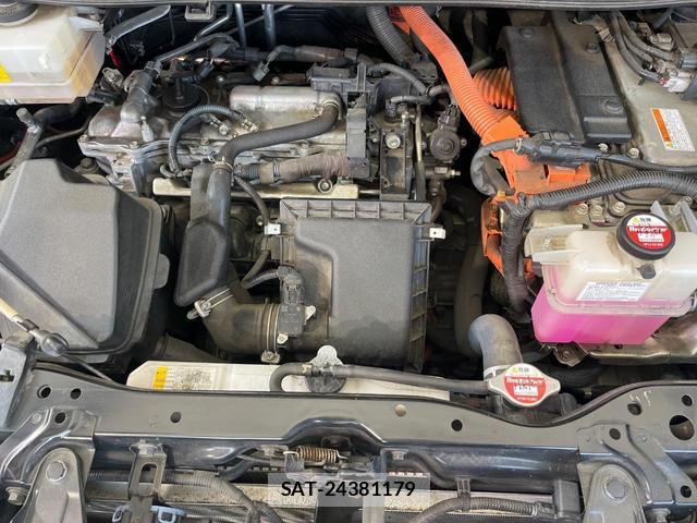 Toyota ESQUIRE 2015-09 8006378-17