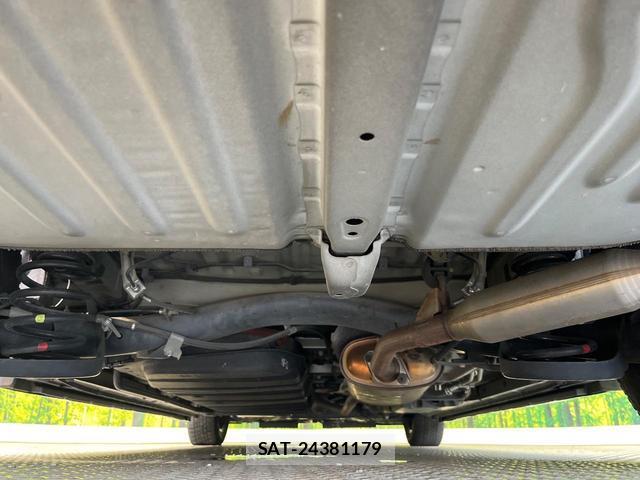 Toyota ESQUIRE 2015-09 8006378-18