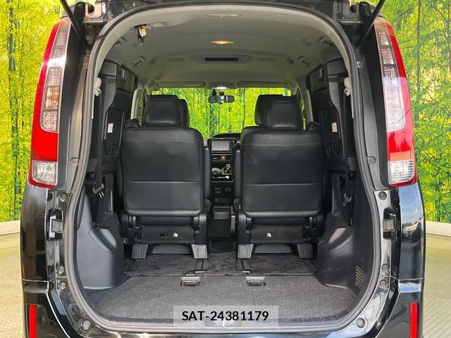 Toyota ESQUIRE 2015-09 8006378-9