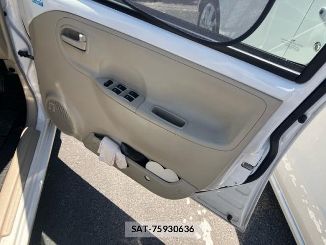 Daihatsu ESSE 2007-08 8005377-8
