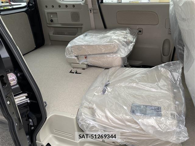 Suzuki EVERY WAGON 2026-06 8002954-16