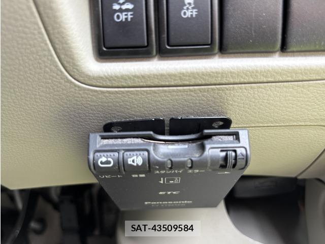 Suzuki EVERY WAGON 2015-09 8011762-9