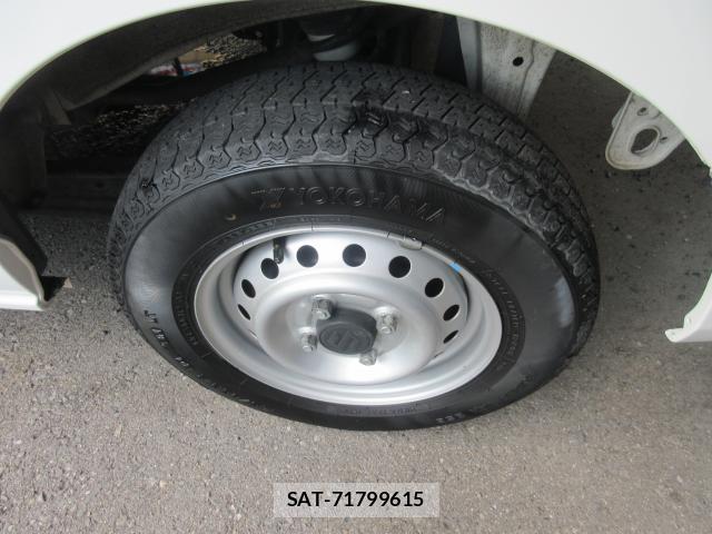 Suzuki EVERY 2021-05 8003047-8