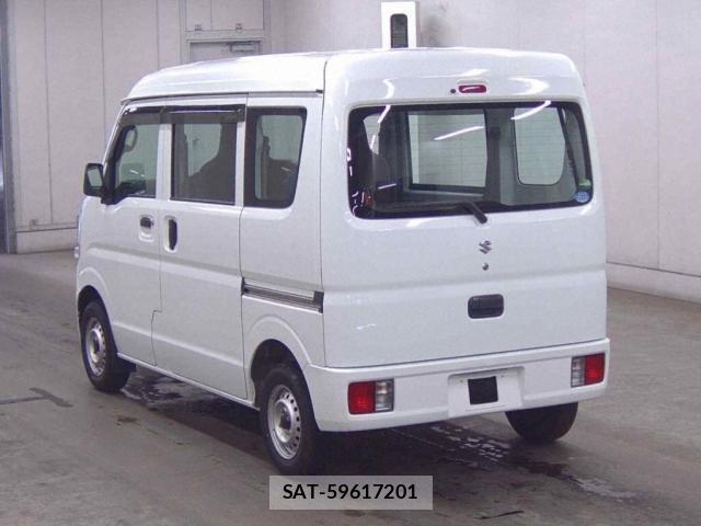 Suzuki EVERY 2020-05 8008724-1