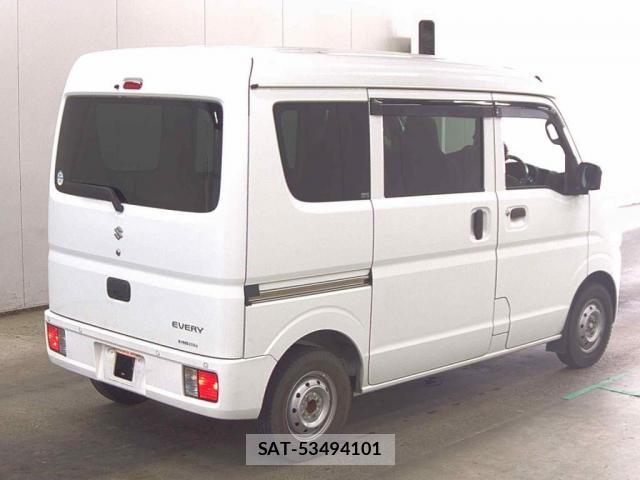 Suzuki EVERY 2022-04 8008842-4