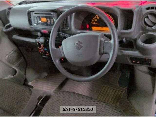 Suzuki EVERY 2018-08 8009490-5