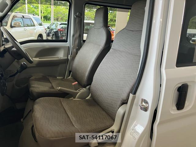 Suzuki EVERY 2020-10 8011188-6