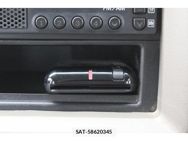 Suzuki EVERY 2014-07 8011528-16