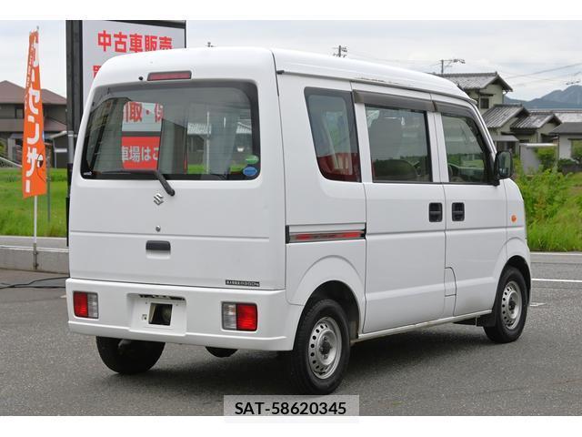 Suzuki EVERY 2014-07 8011528-6