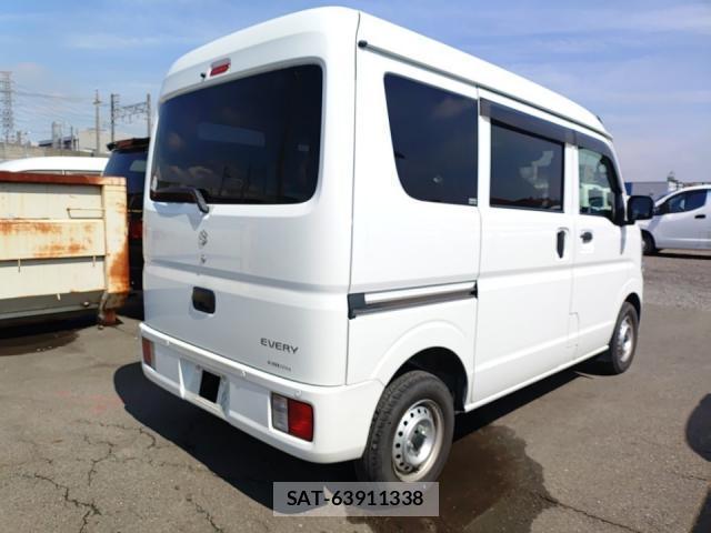 Suzuki EVERY 2022-06 8012073-2