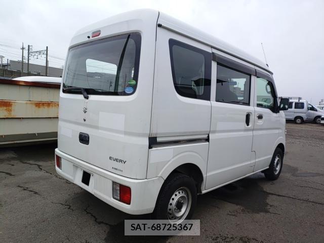 Suzuki EVERY 2020-07 8012074-2