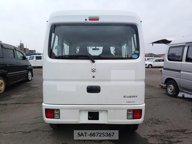 Suzuki EVERY 2020-07 8012074-3