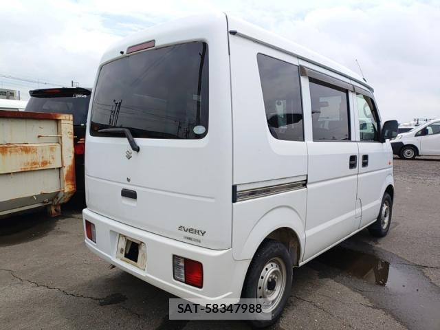 Suzuki EVERY 2012-06 8012079-2