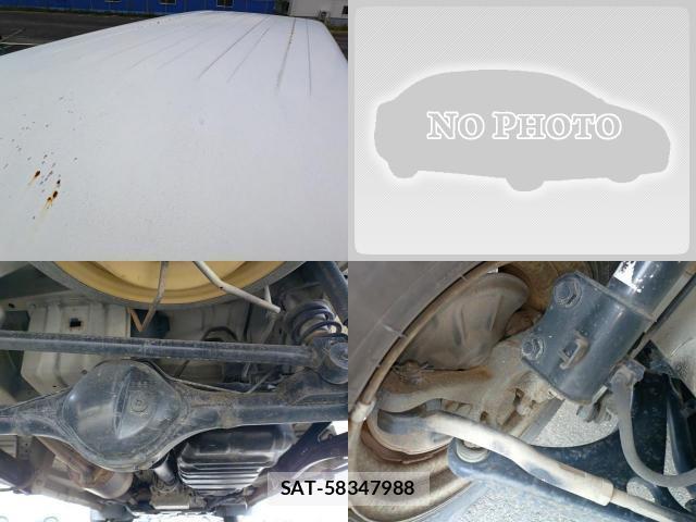 Suzuki EVERY 2012-06 8012079-6