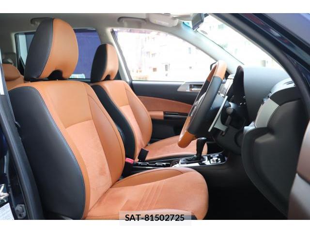 Subaru EXIGA CROSSOVER 2016-10 8009464-12