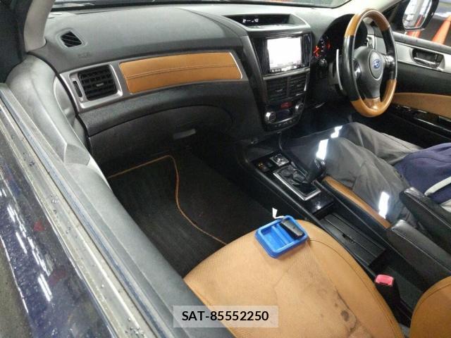 Subaru EXIGA CROSSOVER 2017-03 8010067-2