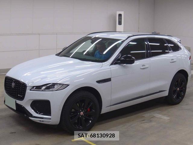 Jaguar F-PACE 2022-01 8010277-4