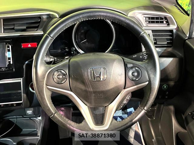 Honda FIT HYBRID 2015-08 8004631-10