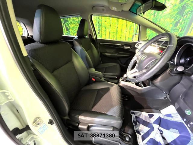 Honda FIT HYBRID 2015-08 8004631-7