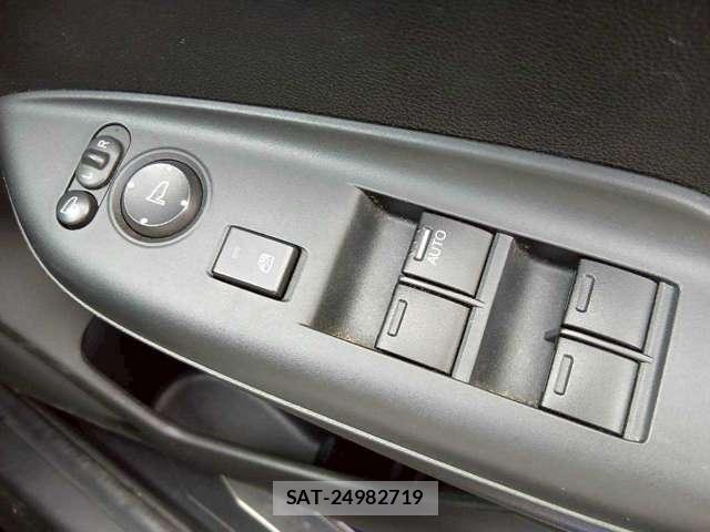 Honda FIT 2014-01 8003590-12