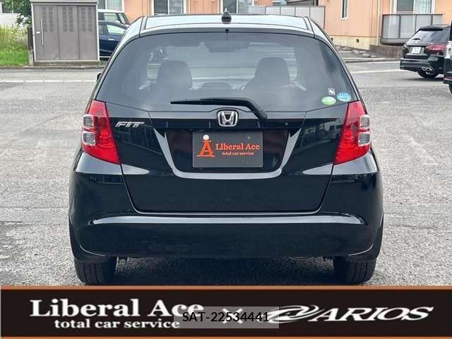 Honda FIT 2010-03 8004096-2