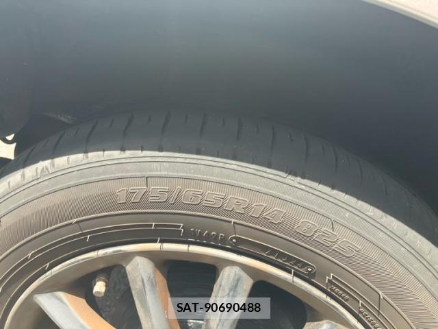 Honda FIT 2009-06 8005420-8