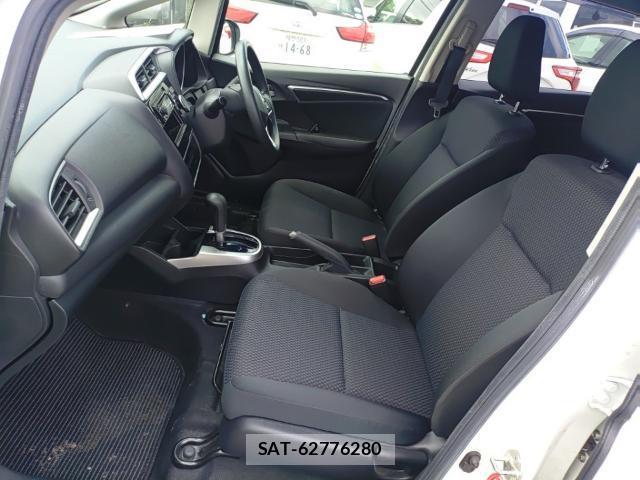Honda FIT 2019-06 8005596-15