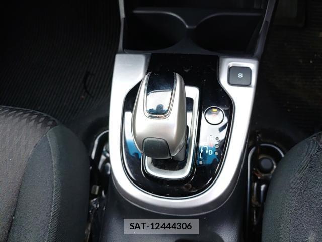 Honda FIT 2019-06 8005597-11