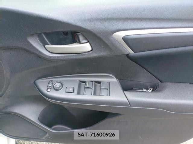 Honda FIT 2018-07 8005619-13